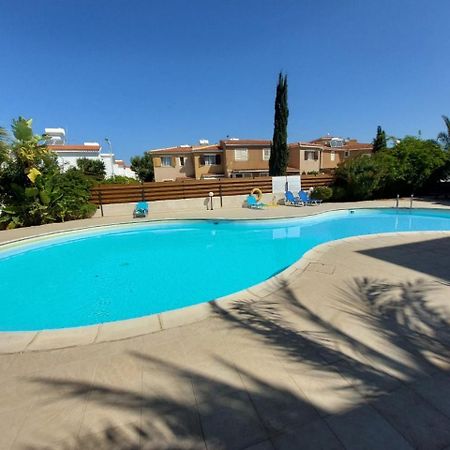 Joanne'S Cosy 1 Bdrm Apt Paphos Exterior foto