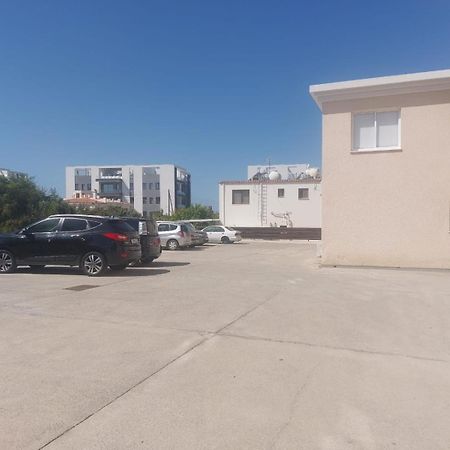 Joanne'S Cosy 1 Bdrm Apt Paphos Exterior foto