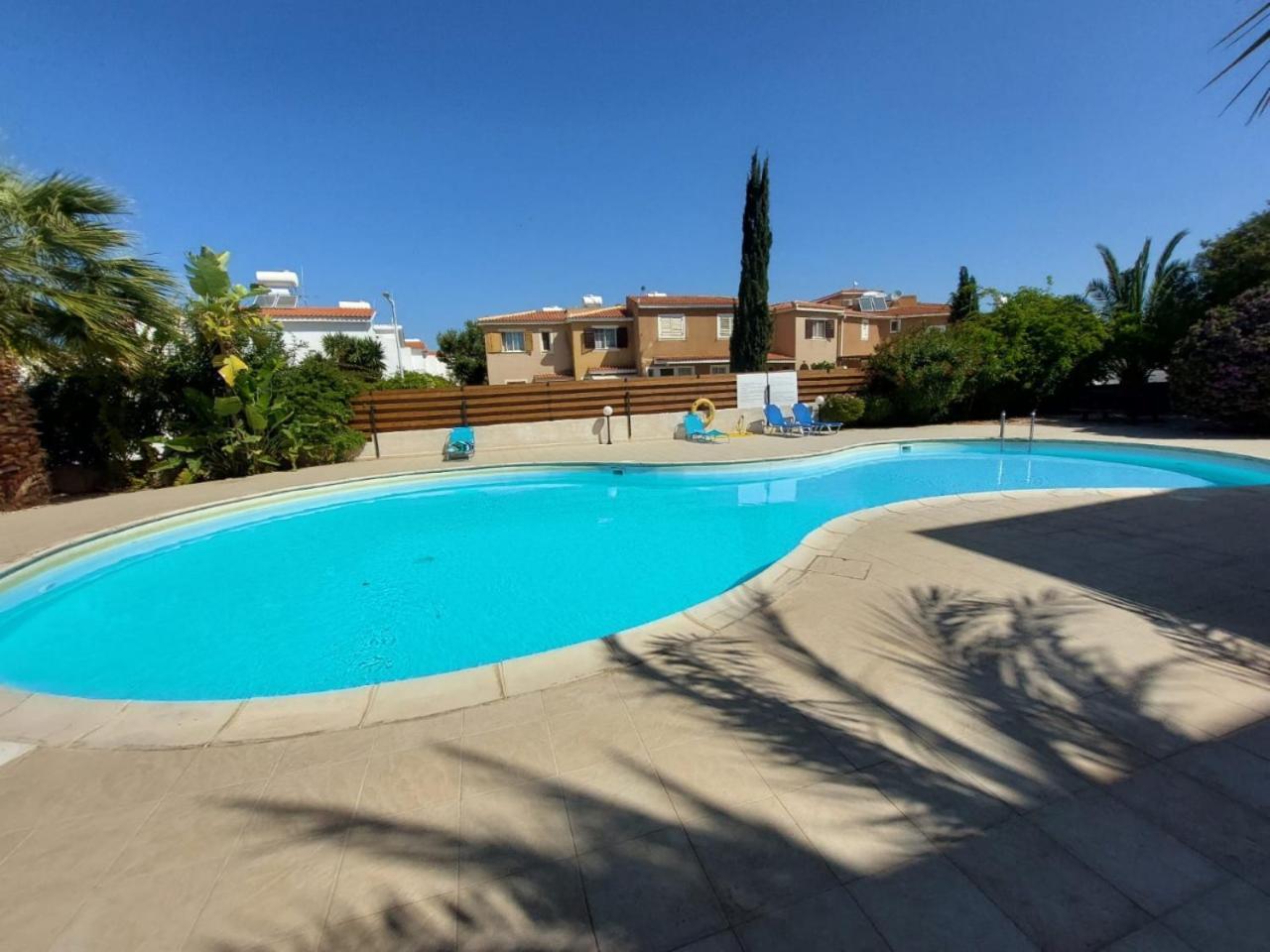 Joanne'S Cosy 1 Bdrm Apt Paphos Exterior foto