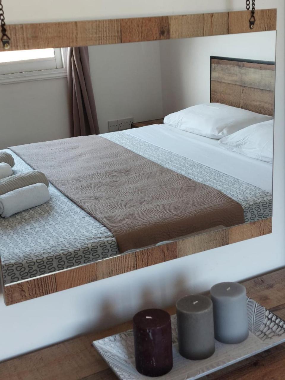 Joanne'S Cosy 1 Bdrm Apt Paphos Exterior foto