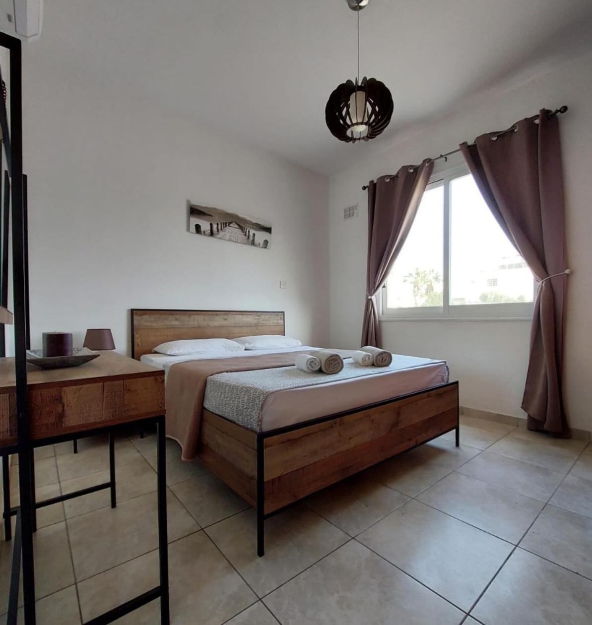 Joanne'S Cosy 1 Bdrm Apt Paphos Exterior foto